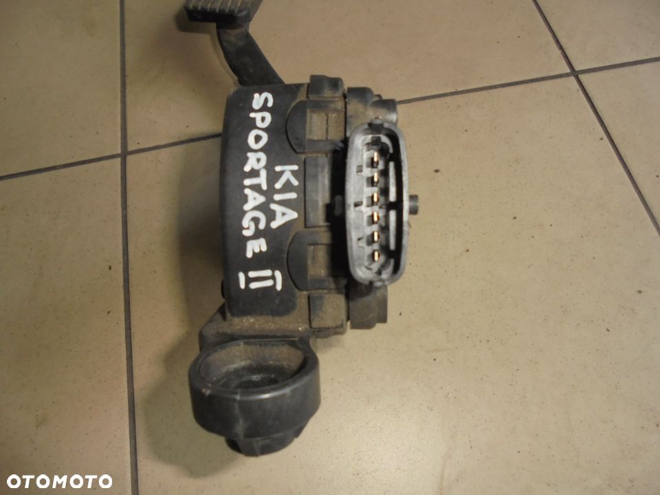 POTENCJPMETR GAZU KIA SPORTAGE II 2.0 CRDI - 4