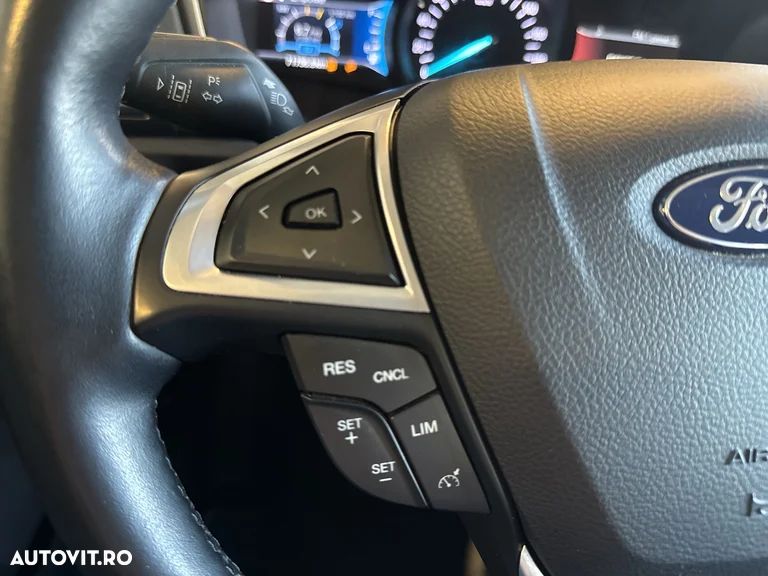 Ford Mondeo 2.0 HEV Trend - 22