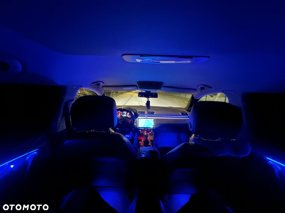 Volkswagen Passat 2.0 TDI Highline DSG - 16