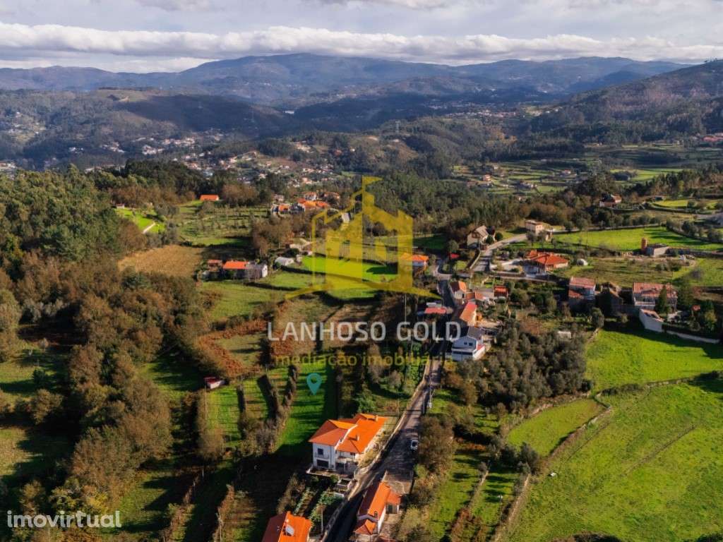 Terreno Agrícola com 3.300 m² na Póvoa de Lanhoso - Imperdível! - Grande imagem: 5/6