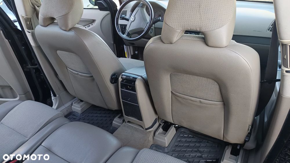 Volvo XC 90 D5 Ocean Race - 13