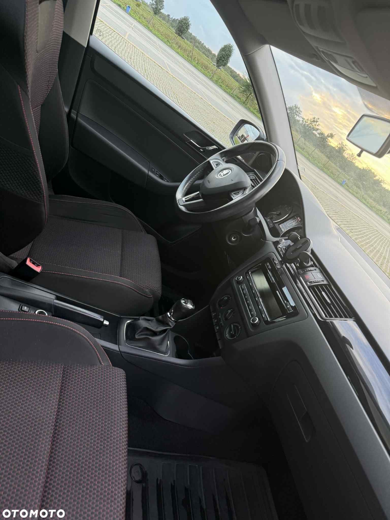 Skoda RAPID Spb 1.2 TSI Ambition - 8