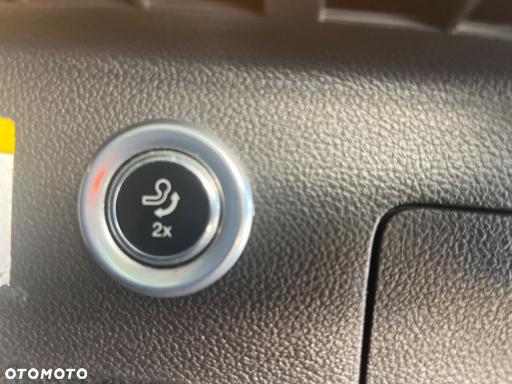 Ford Kuga 1.5 EcoBoost 2x4 Titanium - 32