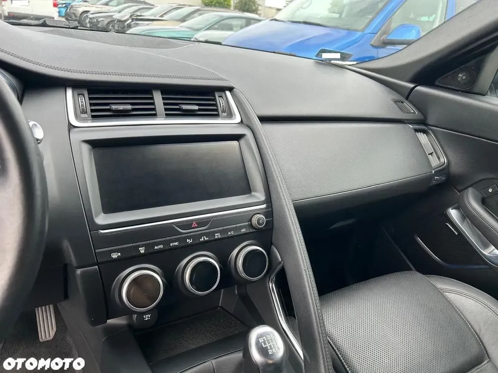 Jaguar E-Pace 2.0 i4D FWD S - 17