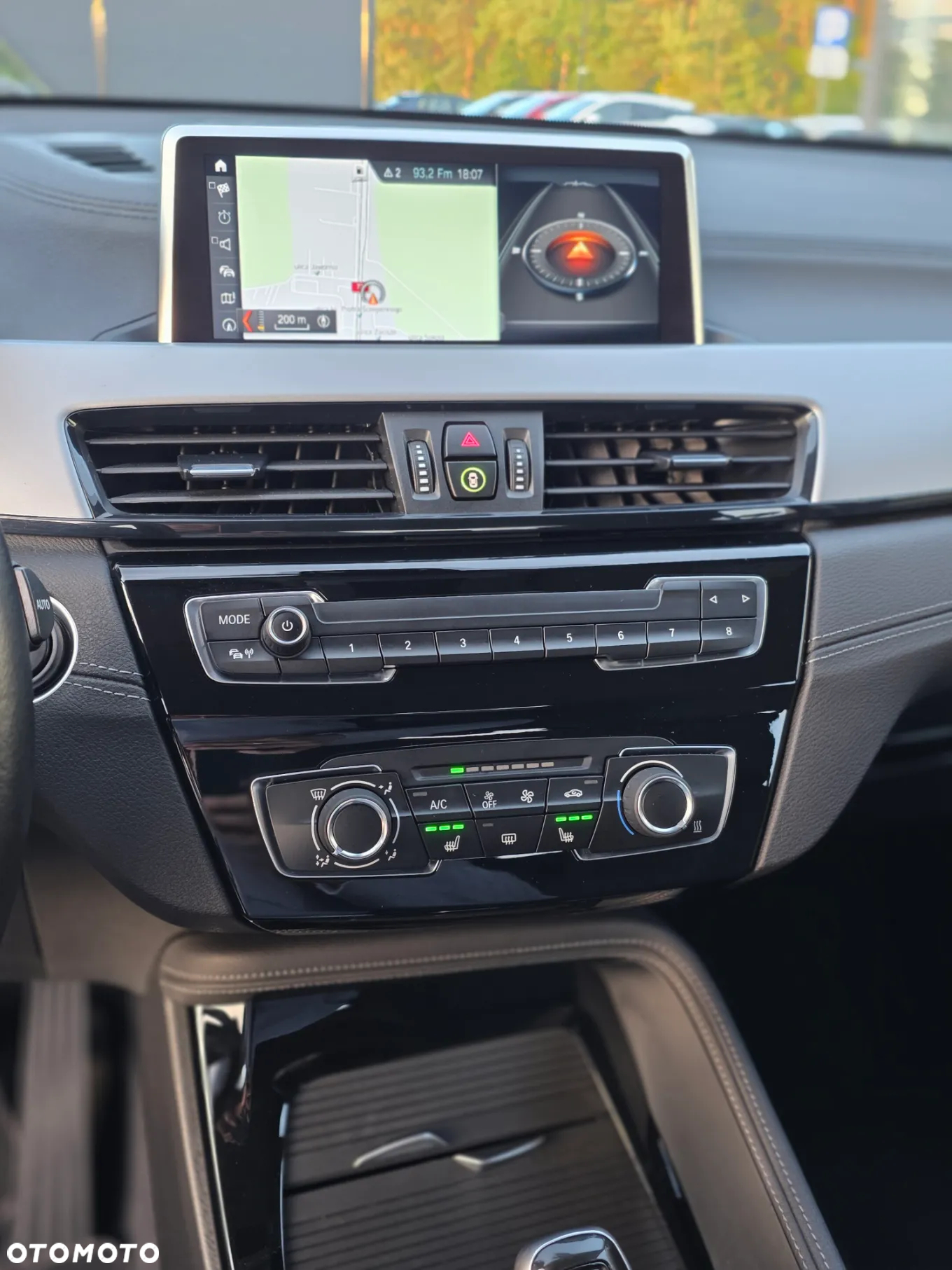 BMW X2 sDrive18d Business Edition sport - 20