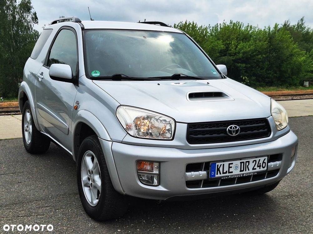 Toyota RAV4 D-4D 4x4 - 36