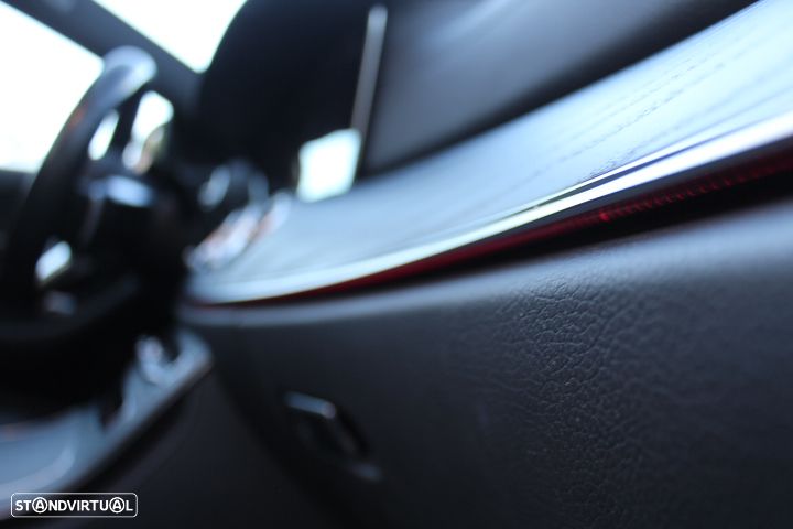 Mercedes-Benz E 300 - 25