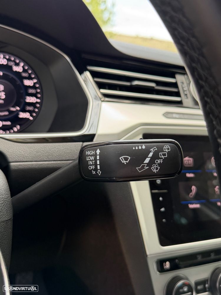 VW Passat Variant 1.5 TSI Confortline DSG - 32