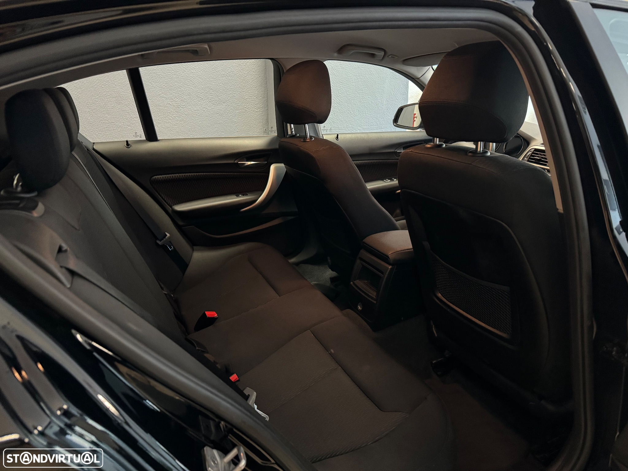BMW 116 d EDynamics Line Urban - 12