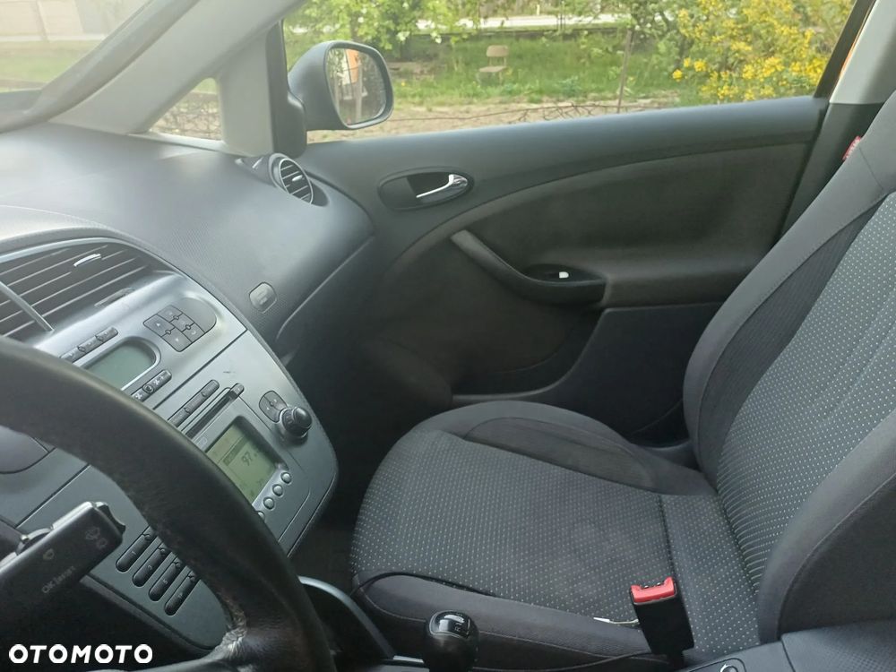 Seat Altea XL 1.6 Stylance - 9