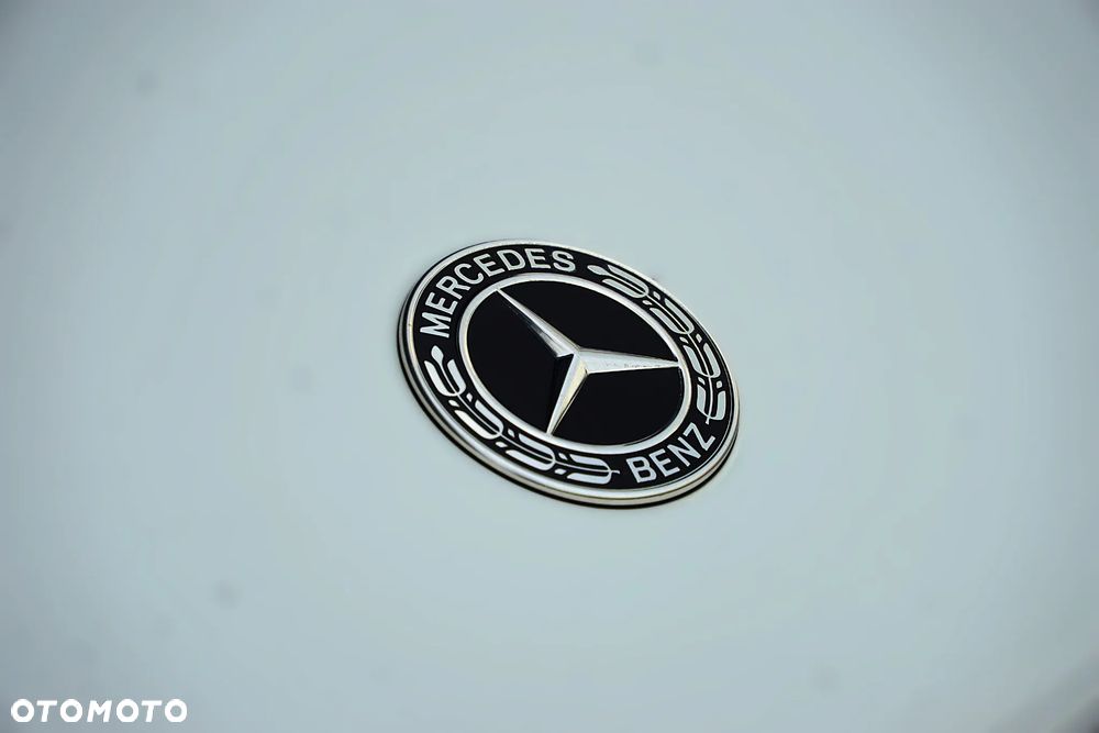 Mercedes-Benz CLA 180 Progressive 7G-DCT - 21