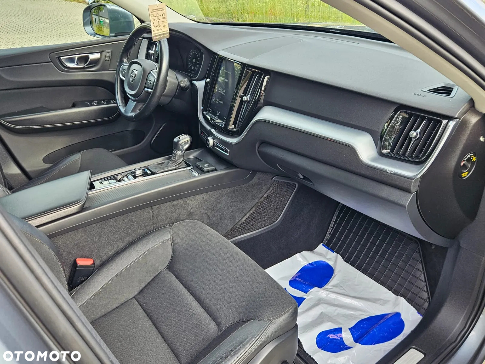 Volvo XC 60 D4 Momentum - 3