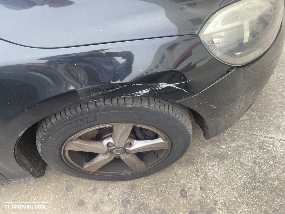 Volvo V40 2.0 D2 Momentum Geartronic - 10