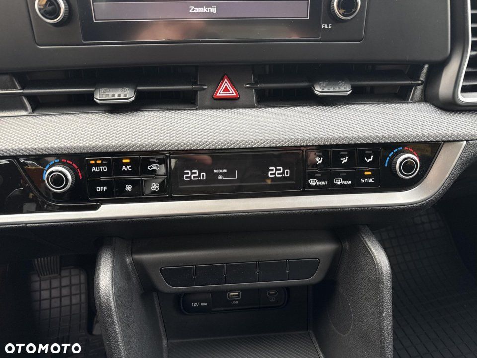 Kia Sportage - 12