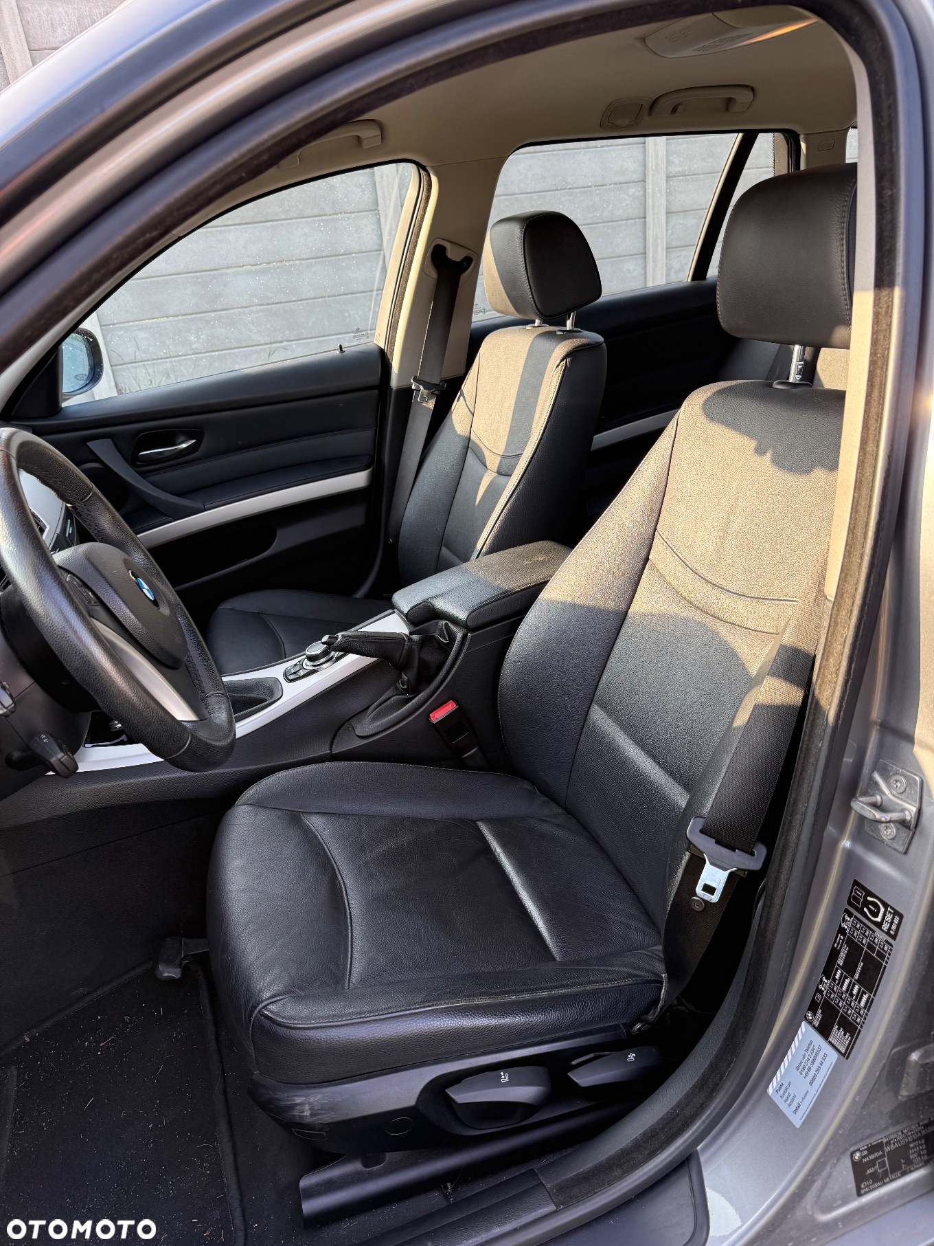 BMW Seria 3 320i - 9