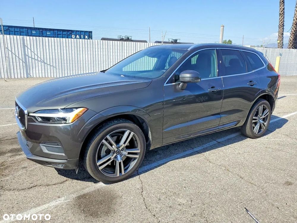 Volvo XC 60 T6 AWD Geartronic Momentum - 2
