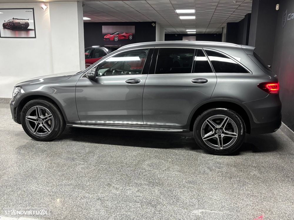 Mercedes-Benz GLC 300 e 4Matic 9G-TRONIC AMG Line - 3