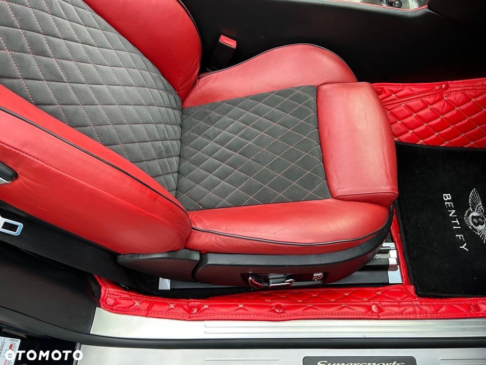 Bentley Continental GT - 12