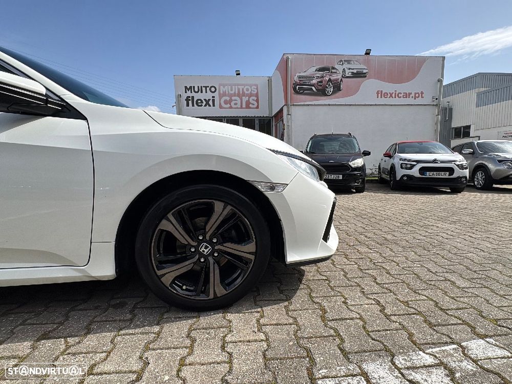 Honda Civic 1.0 i-VTEC Elegance CVT Navi - 10