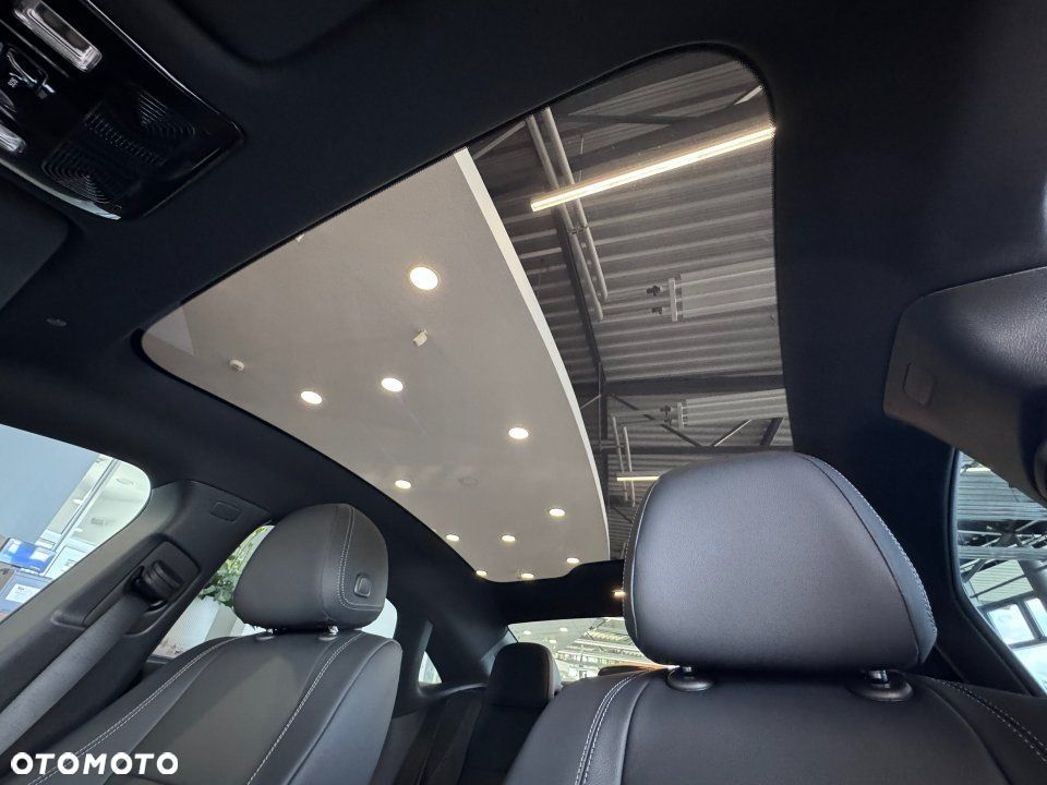 Mercedes-Benz CLA - 15