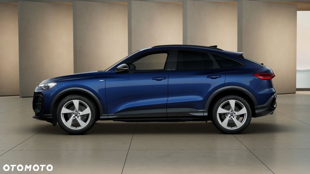 Audi Q5 Sportback - 3