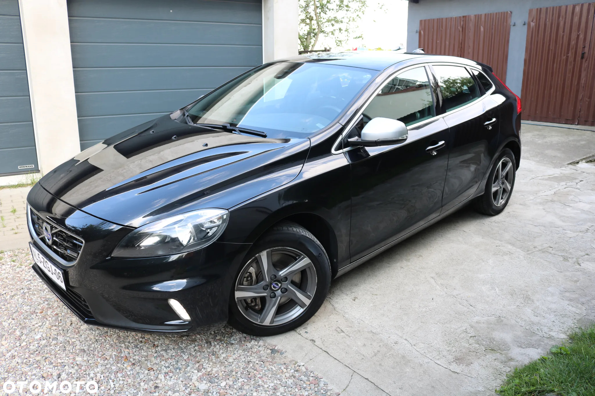 Volvo V40 D4 Drive-E R-Design Momentum - 13