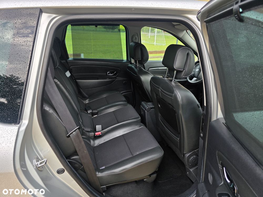 Renault Scenic TCe 130 Dynamique - 11