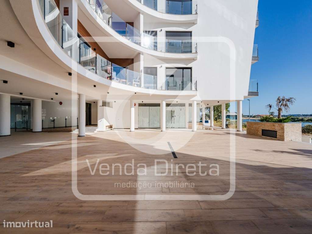 Apartamento T4 Novo com Elevador na Zona Ribeirinha do Barreiro. - Grande imagem: 3/40