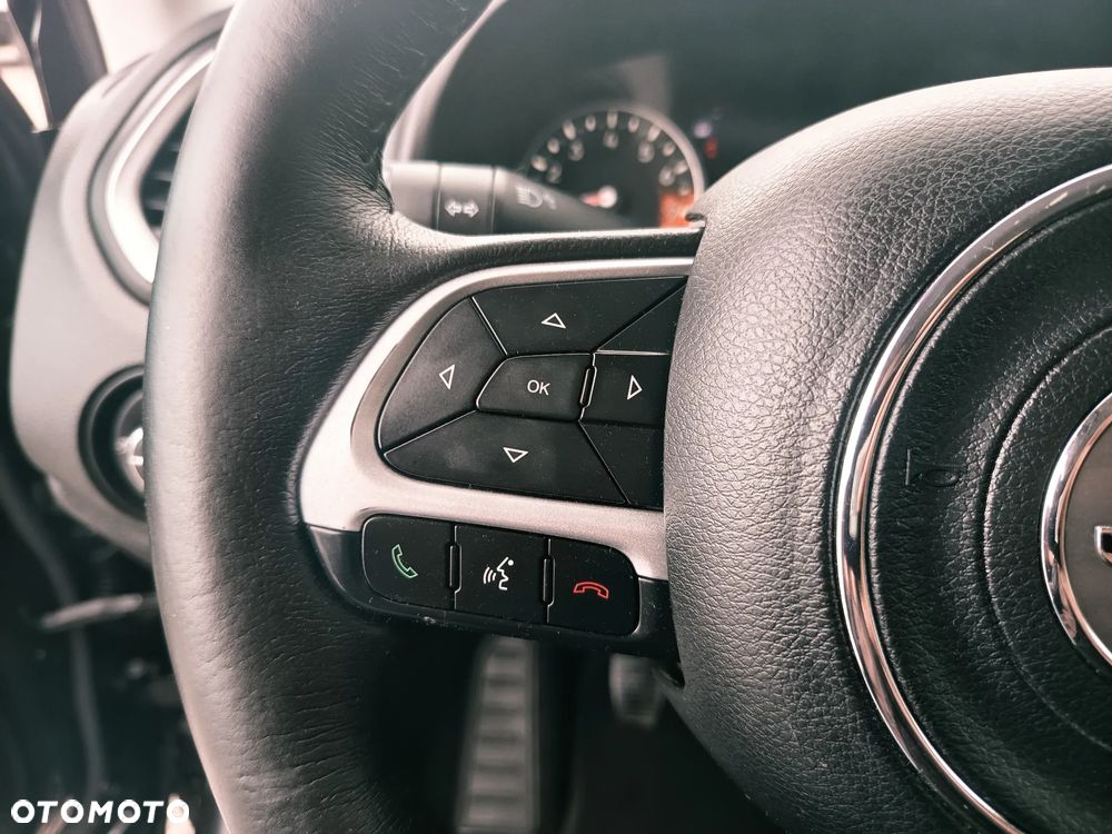 Jeep Renegade 1.4 MultiAir Limited - 22
