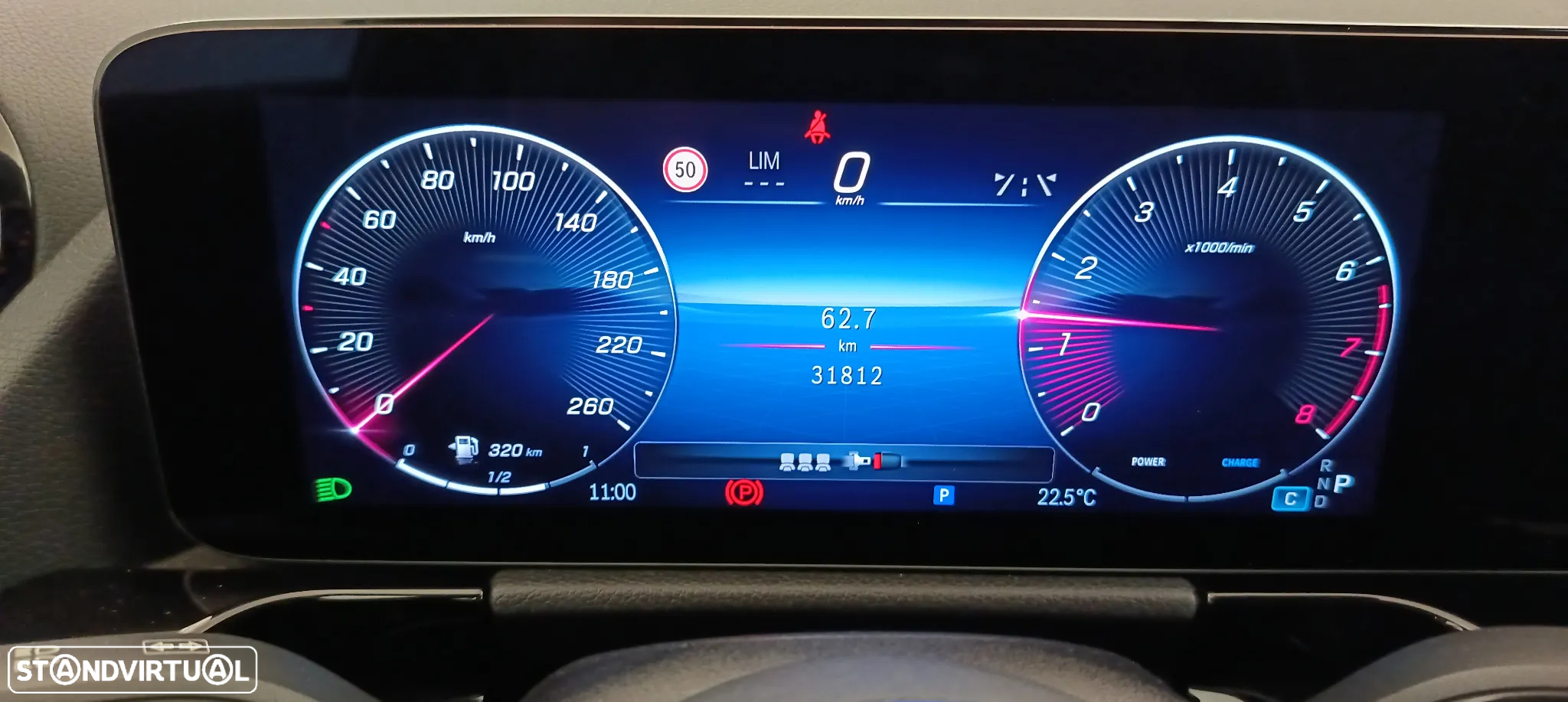 Mercedes-Benz GLA 200 Standard - 23