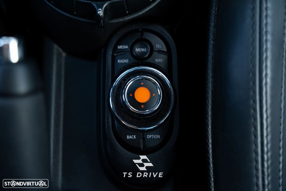 MINI 3 Portas John Cooper Works Sport Aut. - 18