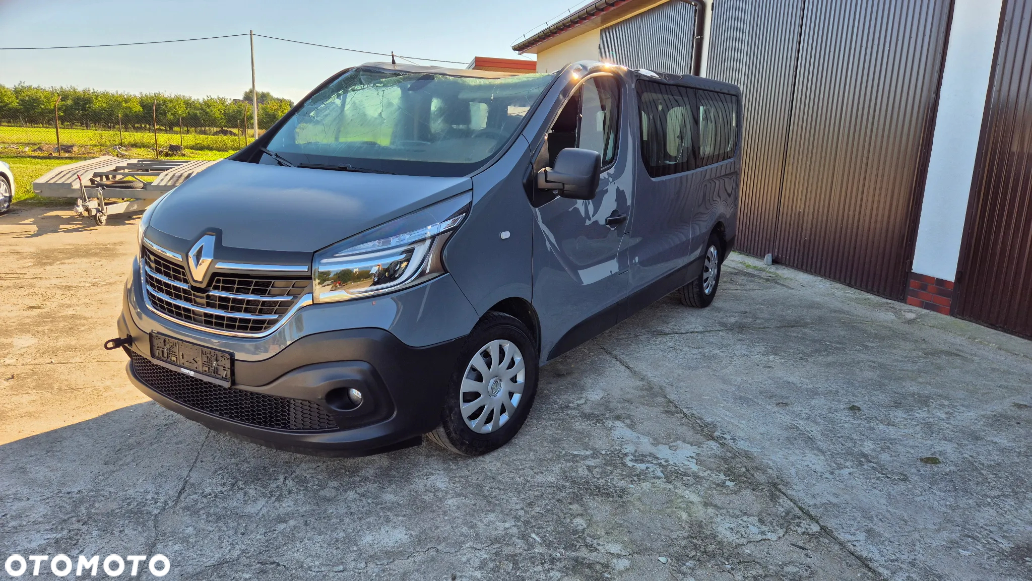 Renault Trafic Grand SpaceClass 2.0 dCi EDC - 30