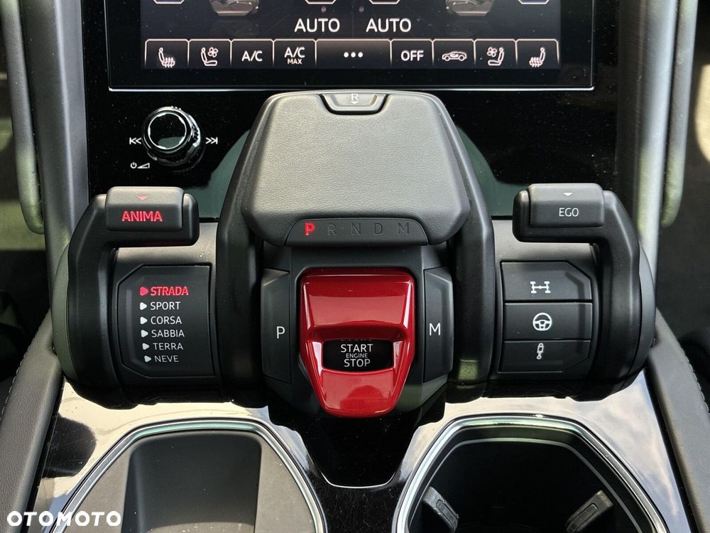 Lamborghini Urus - 14