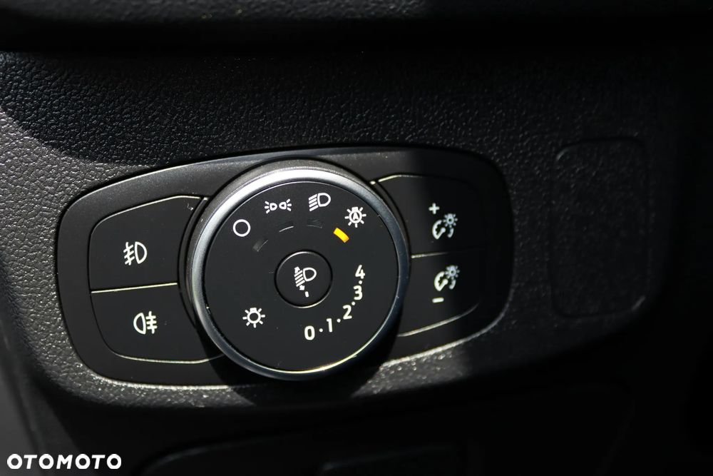 Ford Focus 1.5 EcoBlue STart-Stopp-System ACTIVE - 29