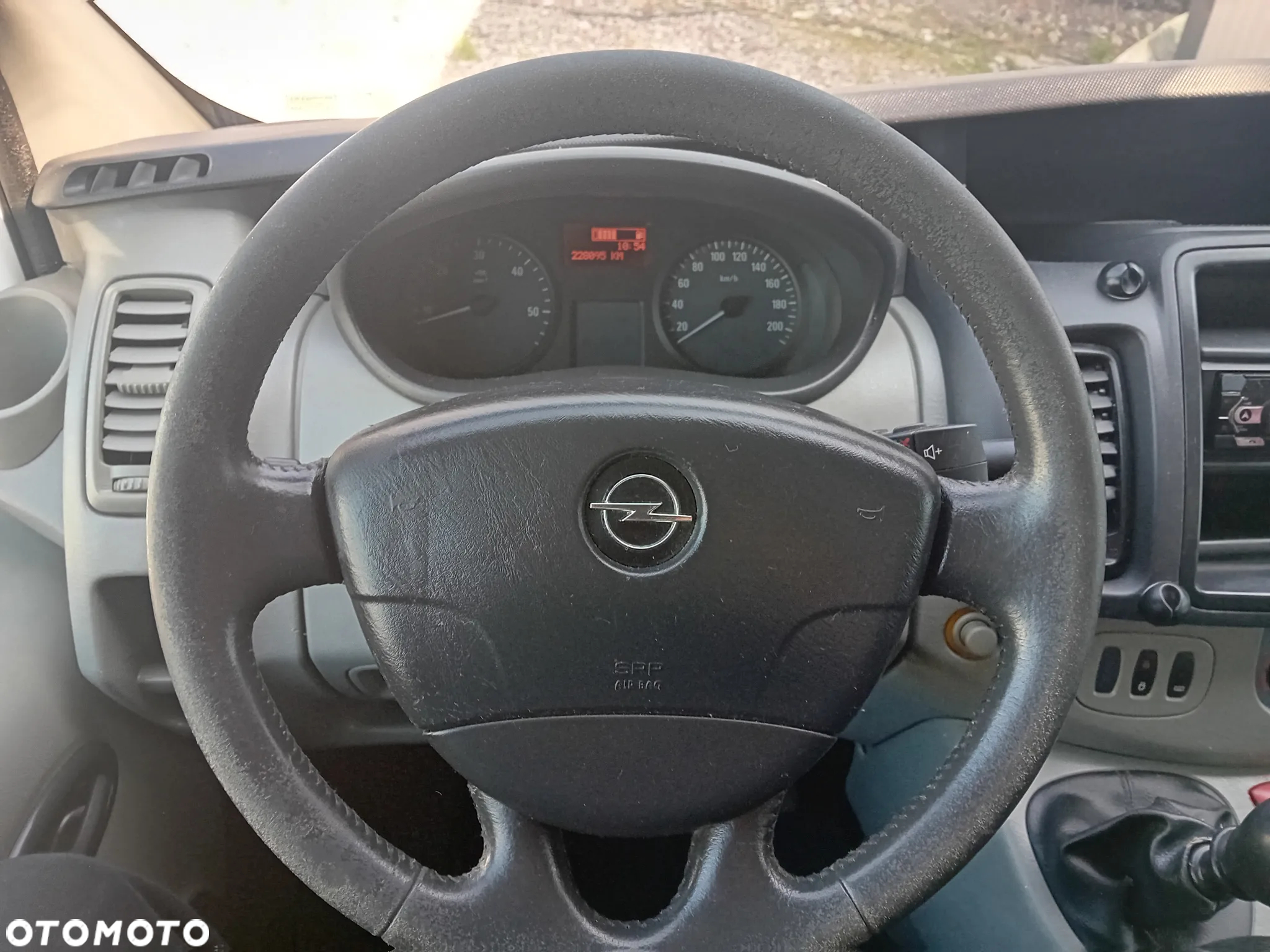 Opel Vivaro - 23