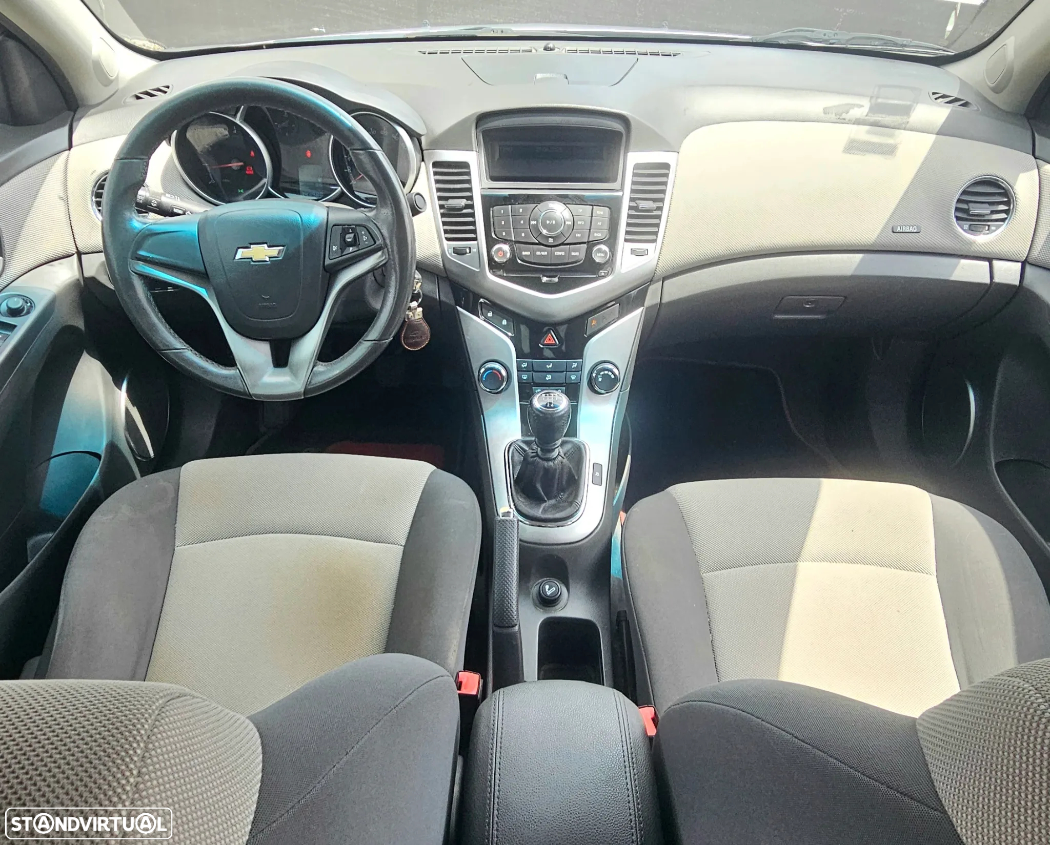 Chevrolet Cruze 1.6 LS - 7