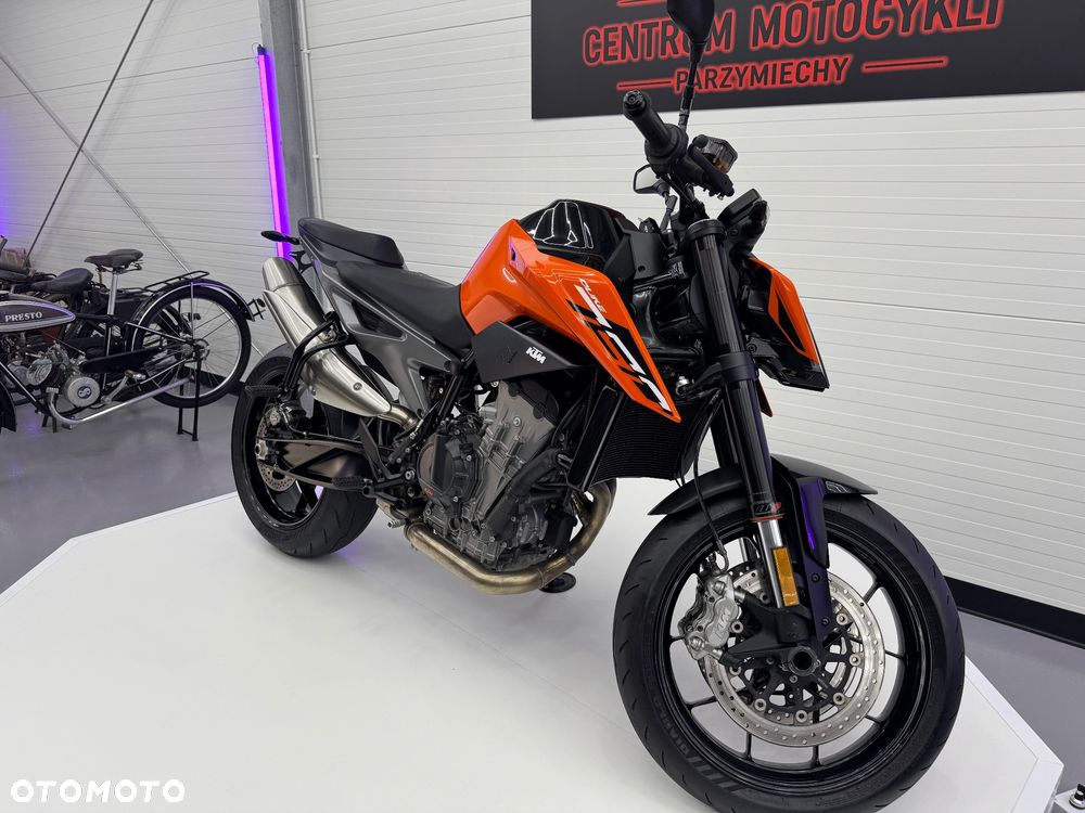 KTM Duke - 4