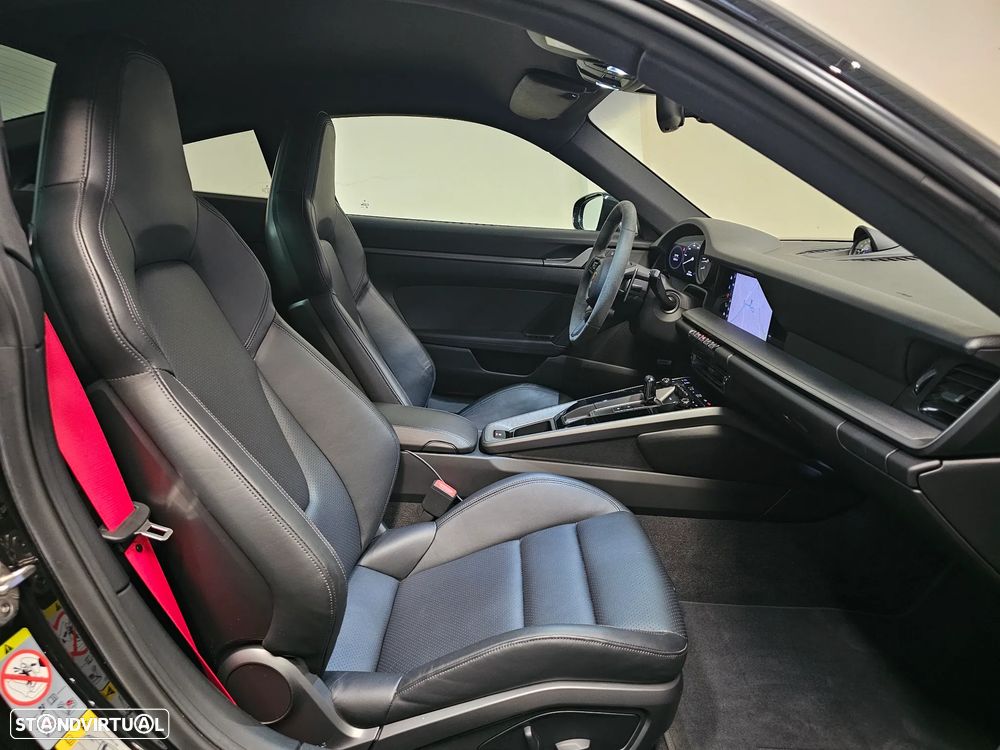 Porsche 911 (992) Carrera S PDK - 40