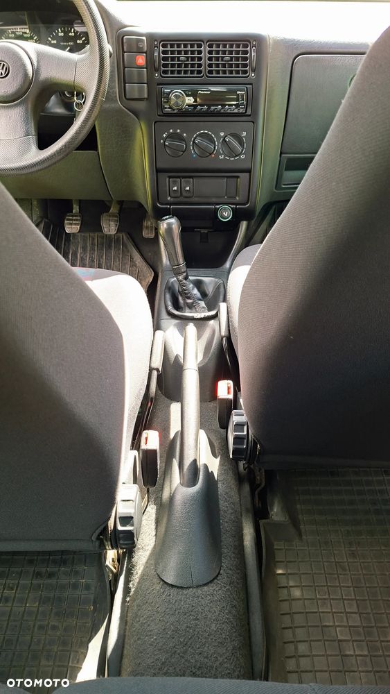 Volkswagen Polo - 19