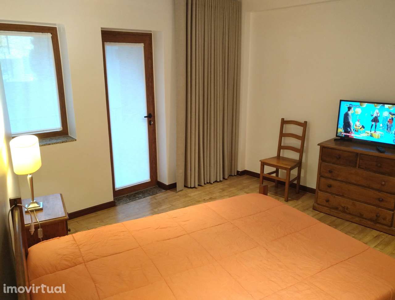 T1 no centro histórico de Guimarães - Grande imagem: 2/17