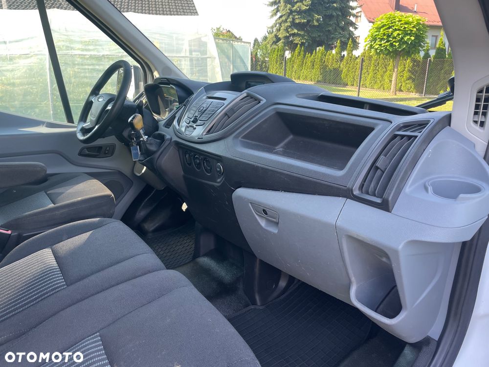 Ford TRANSIT 2,2 TDCI 155 KM DOKA 7 OSOBOWA BLIŻNIAKI DO 3,5T - 14