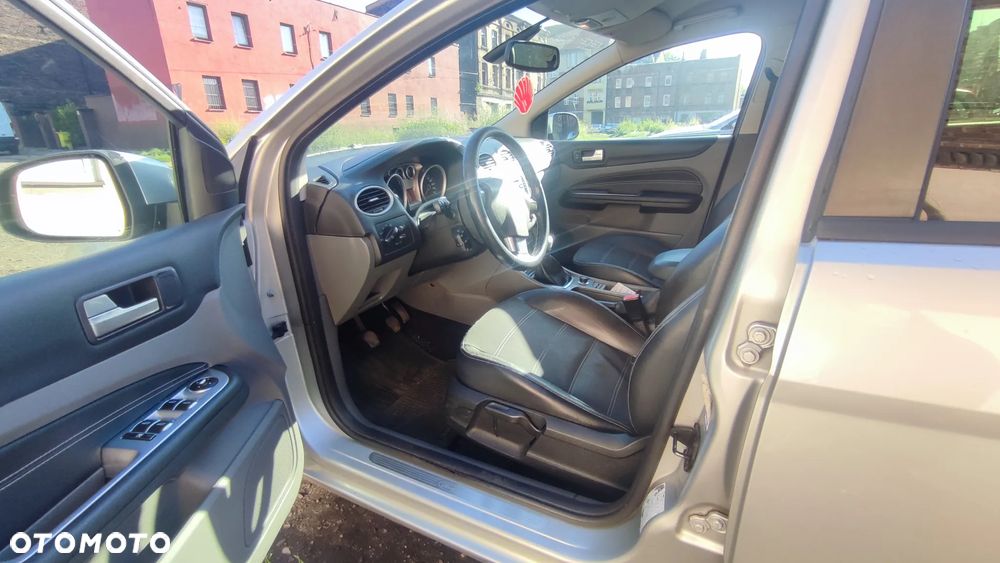 Ford Focus 2.0 Titanium - 9