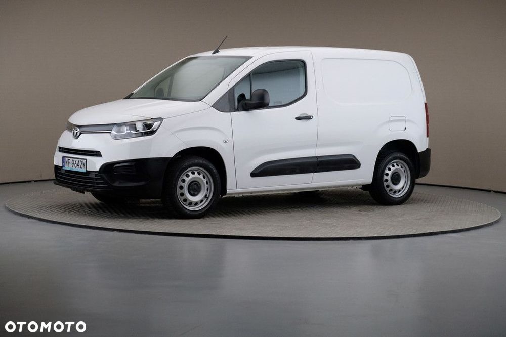 Toyota ProAce 1.5 D-4D Active SalonPL VAT23% Właścicielem pojazdu jest Ayvens Financial Services Polska - 1