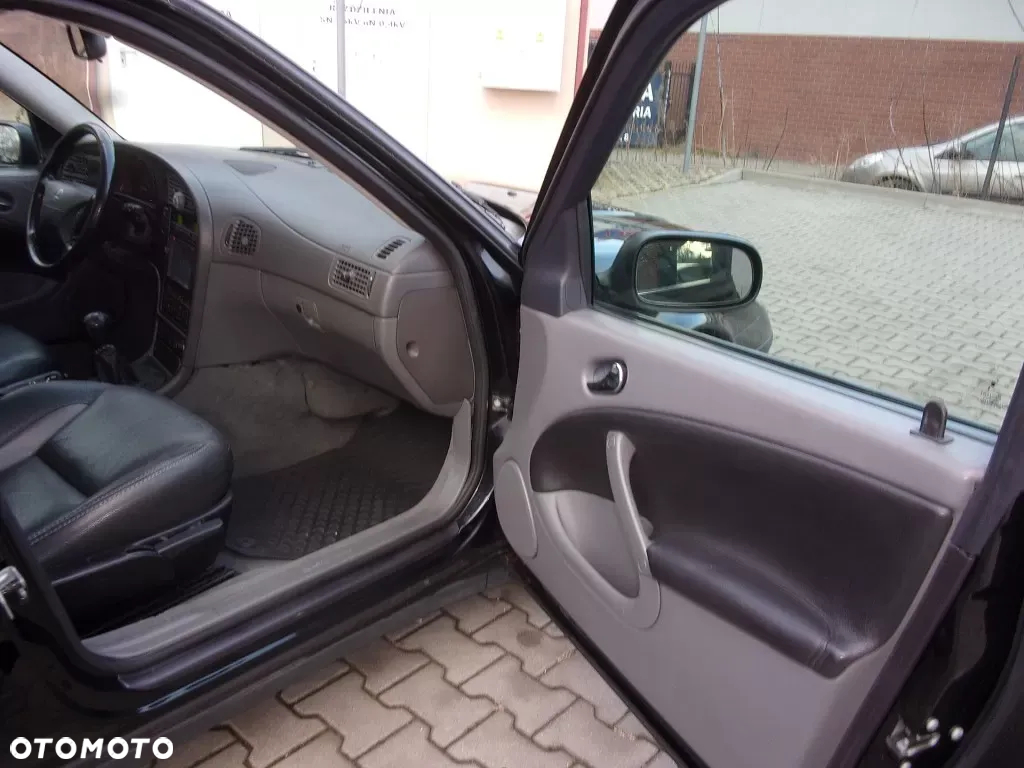 Saab 9-5 Kombi 2.3T Linear - 12