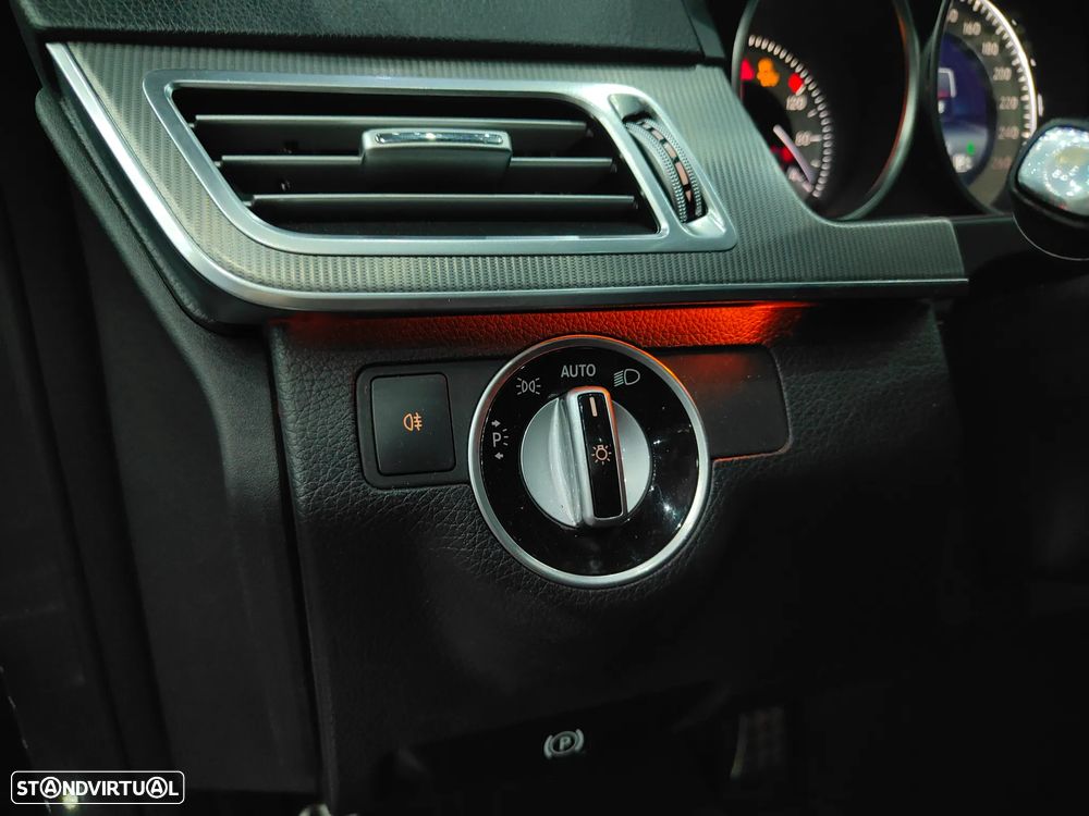 Mercedes-Benz E 250 BlueTEC Avantgarde Auto. - 18
