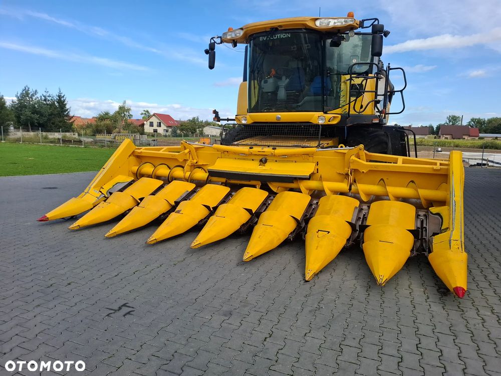 New Holland 8-75 2012 Rok, Przystawka do kukurydzy , Nie malowana,  Stan Idealny - 21