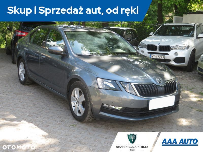 Skoda Octavia - 3