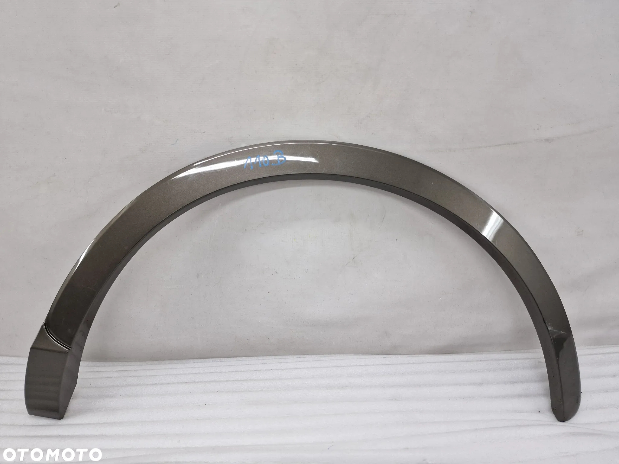 AUDI Q3 8U0 11- PRAWA / LEWA TYLNA TYLNIA TYŁ LISTWA / NAKŁADKA BŁOTNIKA , NR 8U0853818 / 8U0853818A / 8U0853818B , NR AUKCJI NB110 - 16