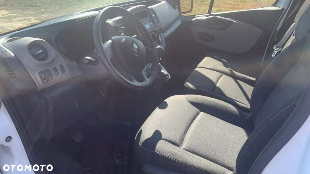 Renault Trafic - 14