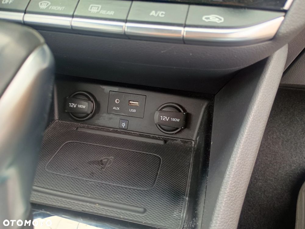 Hyundai IONIQ 1.6 GDI Premium - 17